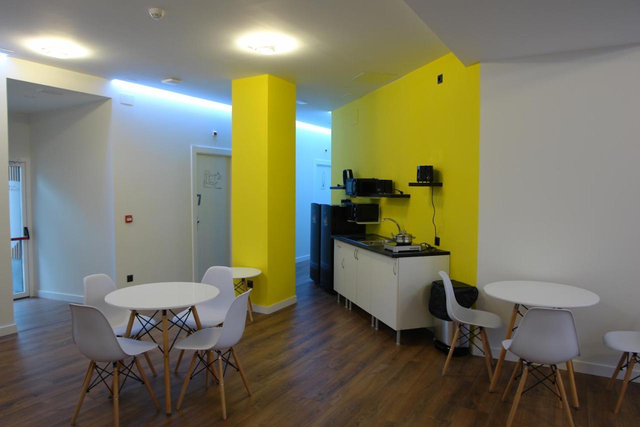 Hostel Trovadores Burgo エクステリア 写真