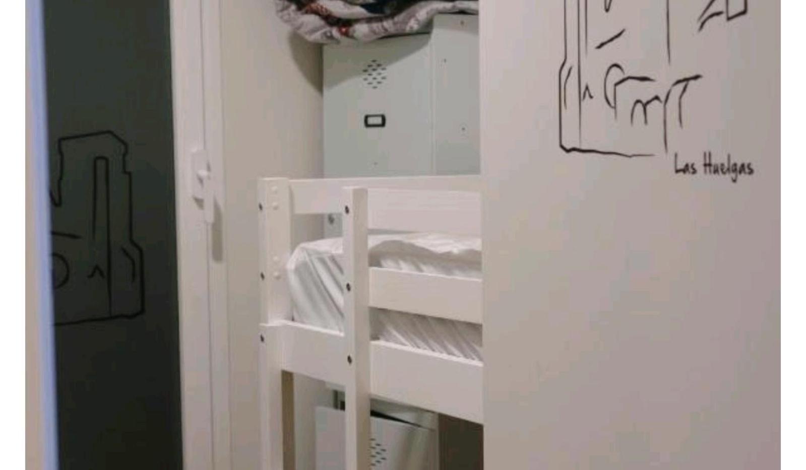Hostel Trovadores Burgo エクステリア 写真
